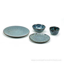 Reactive glazed stoneware dinner set - leopard